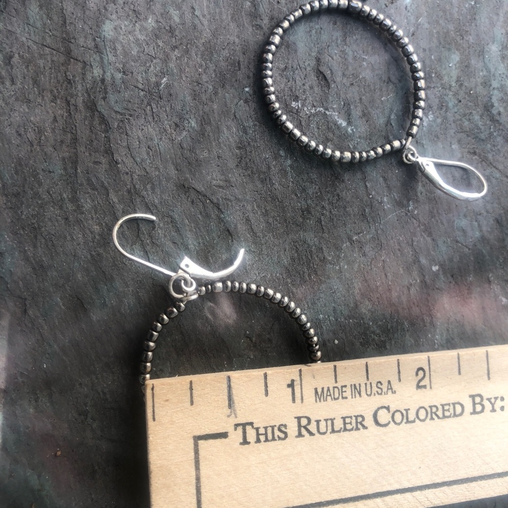 Dangle beaded circles - Picture 3 of 3
